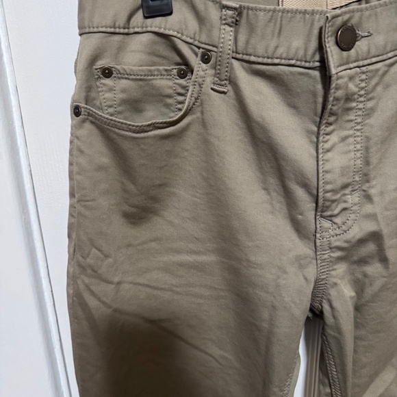 Men’s slim fit travel pant from Banana Republic | 32x32 - Picture 5 of 10